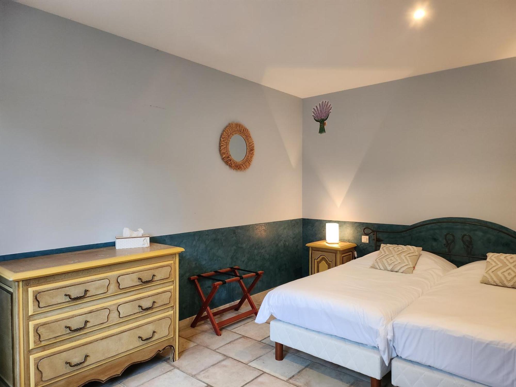 Domaine Les Gendalis Bed & Breakfast Saint-Saturnin-les-Avignon Luaran gambar