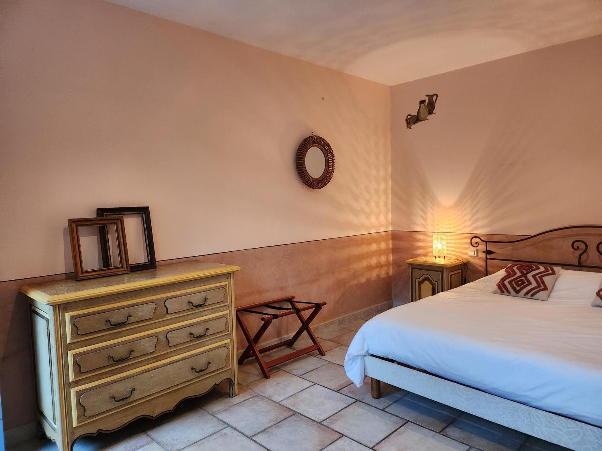 Domaine Les Gendalis Bed & Breakfast Saint-Saturnin-les-Avignon Luaran gambar
