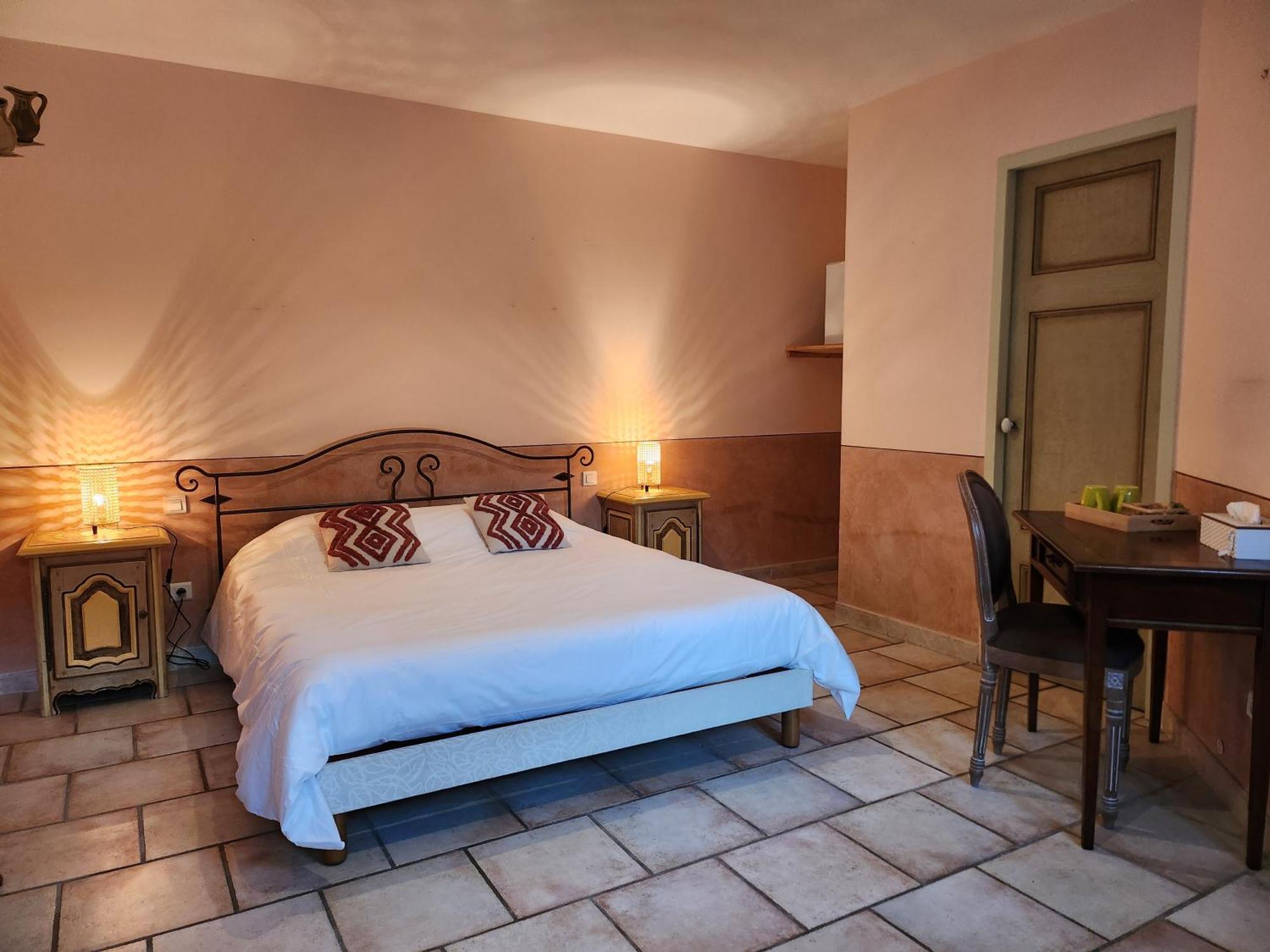 Domaine Les Gendalis Bed & Breakfast Saint-Saturnin-les-Avignon Luaran gambar
