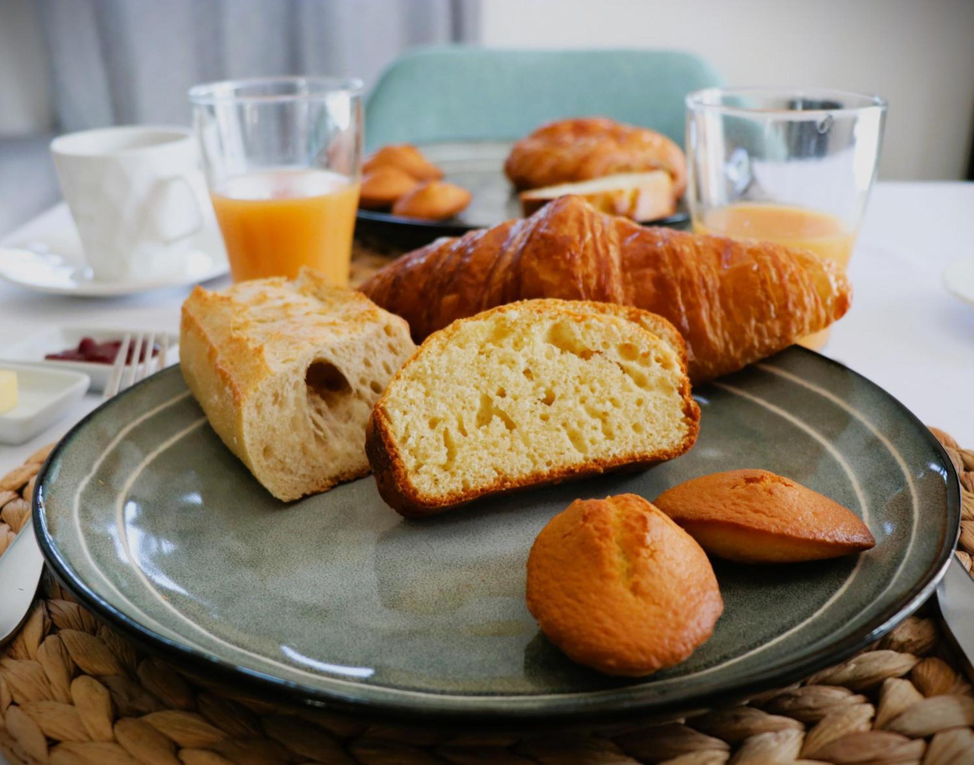 Domaine Les Gendalis Bed & Breakfast Saint-Saturnin-les-Avignon Luaran gambar