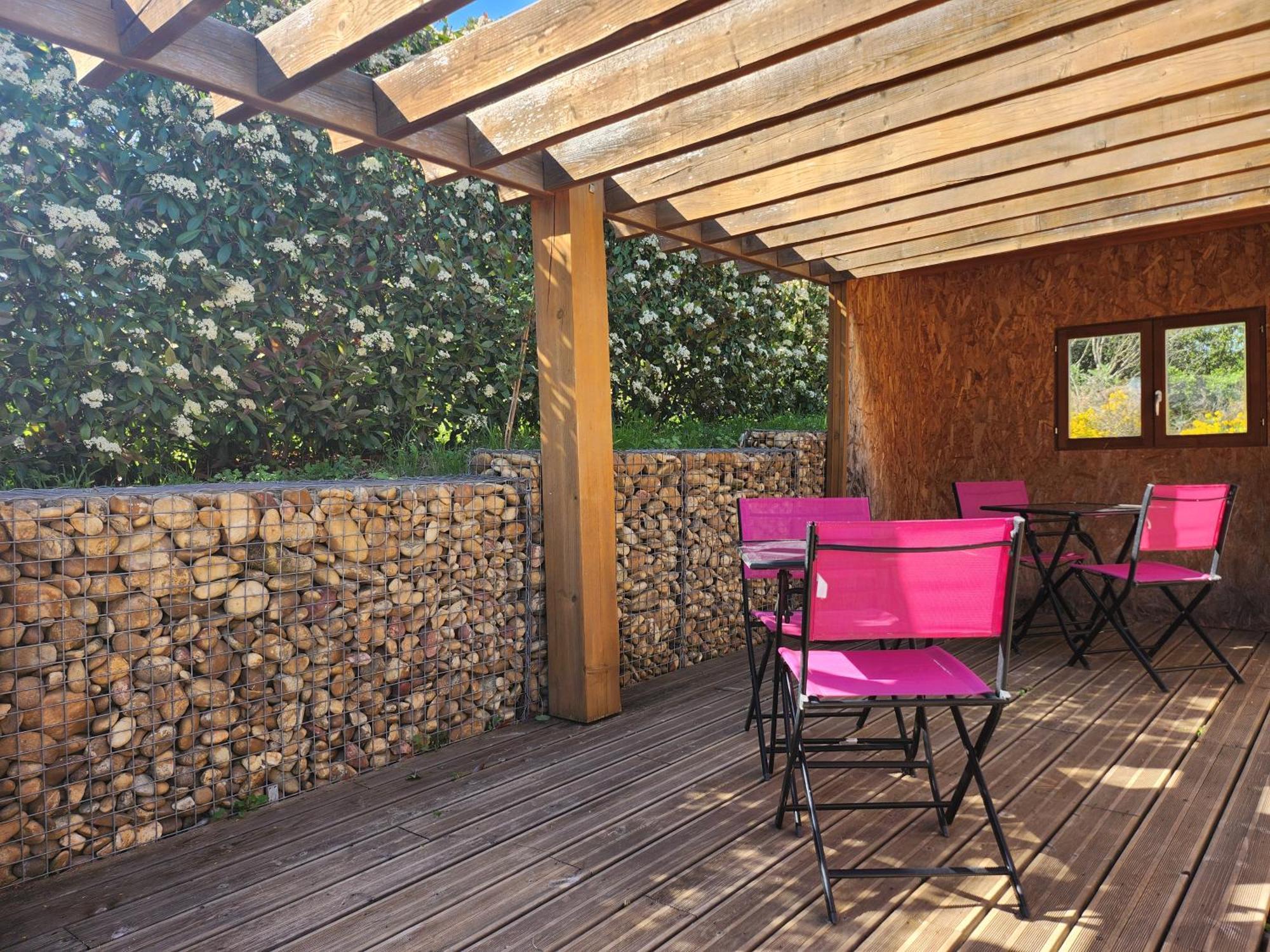 Domaine Les Gendalis Bed & Breakfast Saint-Saturnin-les-Avignon Luaran gambar