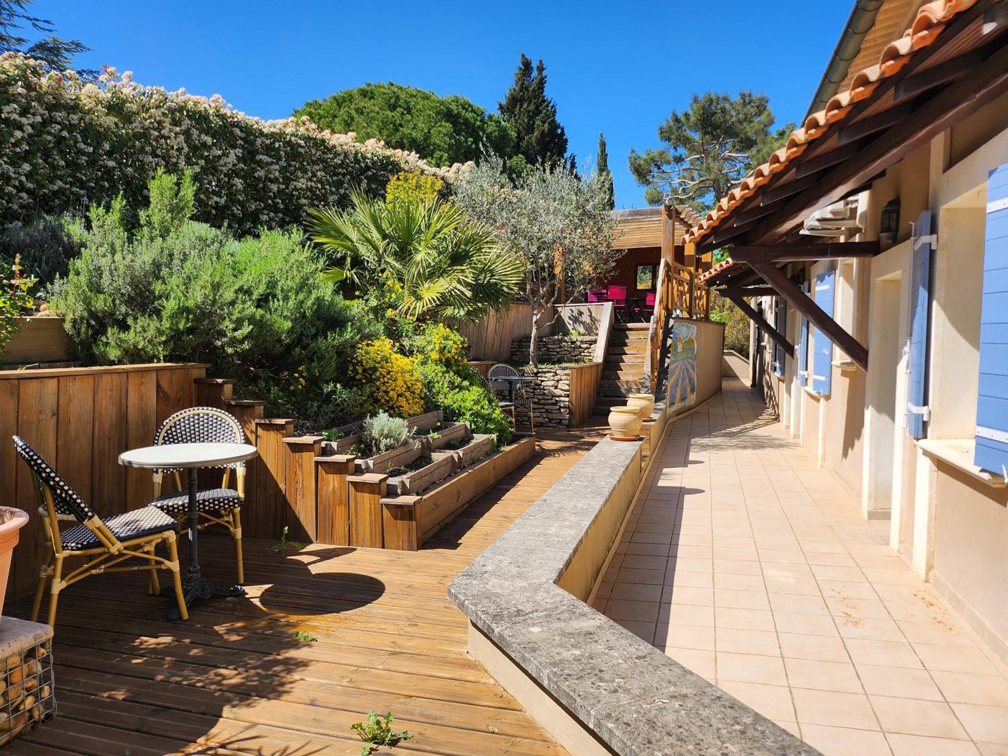Domaine Les Gendalis Bed & Breakfast Saint-Saturnin-les-Avignon Luaran gambar